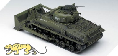 U.S. Medium Tank M4A3 Sherman 105mm Howitzer & M1 Dozer Blade