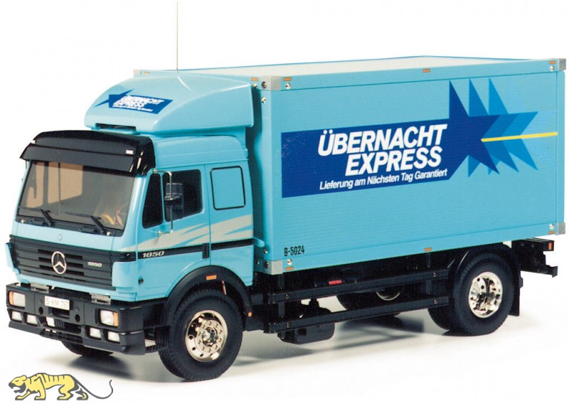 Mercedes benz truck 1319 delivery trucks