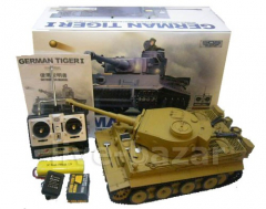 Tiger I Ausf. E fr�he Produktion RC Fertigmodell BB (Dunkelgelb)