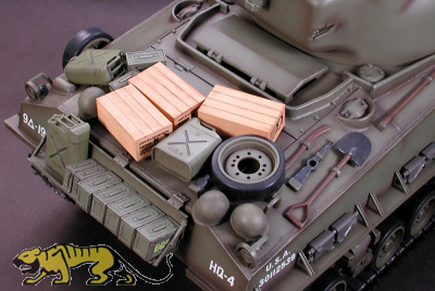 Tamiya 1:16 M4A3E8 Sherman 105mm Howitzer - RC Full Option Kit