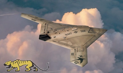 Northrop Grumman X-47B - 1:72