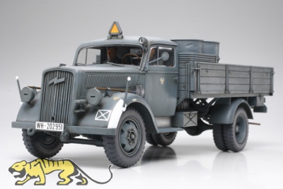 German 3t 4x2 Cargo Truck - 