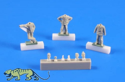 German U-Boat Crew returning from a Cruise - Part 1- 1/72