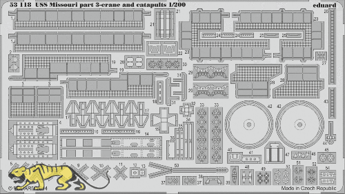 Photo-Etched Parts - Crane and Catapult for 1/200 USS Missouri  - Trumpeter 03705 - 1/200