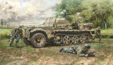 Demag D7 - Sd.Kfz. 10 - with German Paratroopers - 1:35