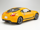 Nissan 370Z Heritage Edition - 1:24