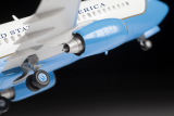 Boeing 737-700 / C-40B - 1:144