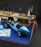 Workstation for modelling with A3 cutting mat