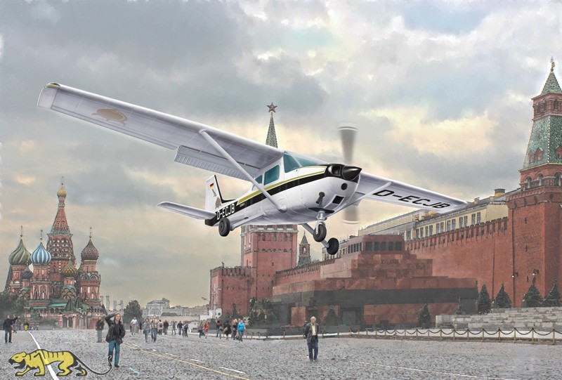 Italeri Cessna 172 Skyhawk Landung auf dem Roten Platz 1987 148 (IT2764) Axels Modellbau Shop