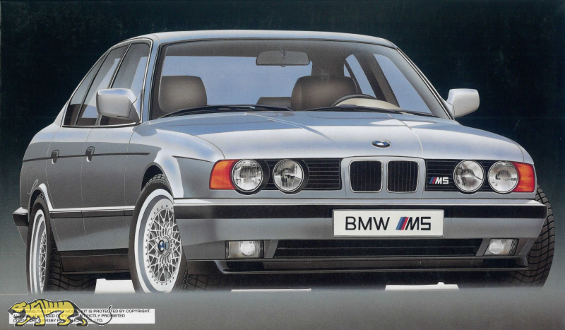 Fujimi BMW M5 - 1:24 (FUJ12094) - Axels Modellbau Shop