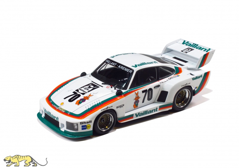 /'77 DRM Ver 2 in 1 1:24 Aoshima//Beemax 24015 Porsche 935 K2