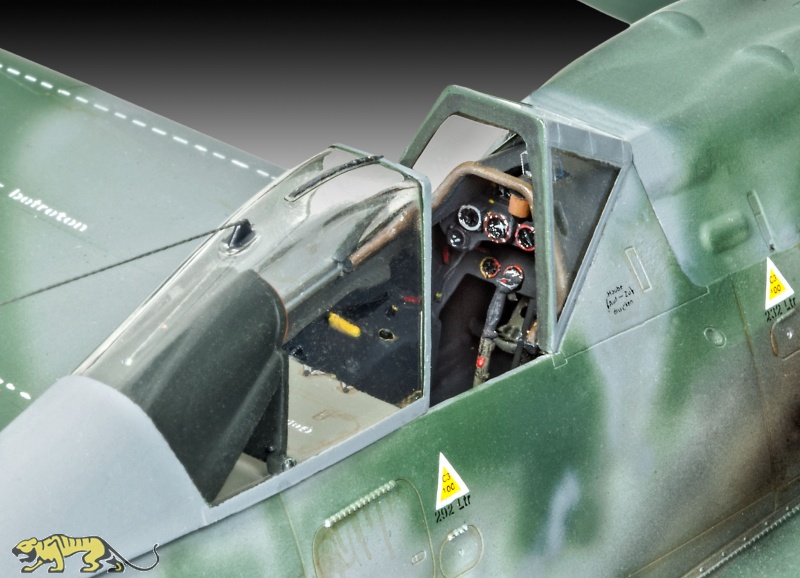 Revell 1:32 RV04869 Focke Wulf Fw190 F-8 