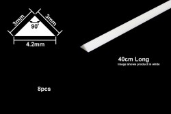 Plastic Beams - Triangle - 3,0 x 3,0 x 4,2mm - 40cm - 8pcs