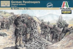 German Paratroopers in Tropical Uniform - 1/72