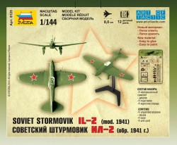Iljuschin Il-2 - Schturmowik - Modell 1941 - Sowjetisches Schlachtflugzeug - 1:144