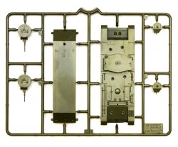 Schwerer Sowjetischer Kampfpanzer T-35 - 1:100