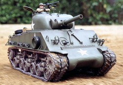 1/16 M4 Sherman 105mm Howitzer - RC Full Option Kit
