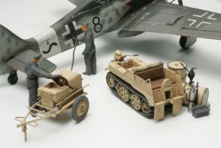 German Aircraft Power Supply Unit & Kettenkraftrad - 1/48