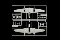 Lockheed P-38J Lightning - 1:72