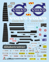 VOLVO F16 Globetrotter mit Plane und Hebebühne - 1:24