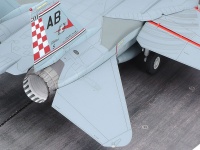 Grumman F-14A Tomcat - late model - Carrier launch  1:48