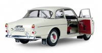 Volvo 122S Amazon mit Licht und Sound - 1:8