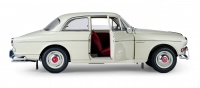 Volvo 122S Amazon mit Licht und Sound - 1:8