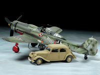 Focke Wulf Fw 190D-9 JV 44 & Citroen 11CV - 1:48