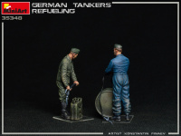 Deutsche Panzerbesatzung beim tanken - 1:35