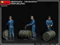 Deutsche Panzerbesatzung beim tanken - 1:35