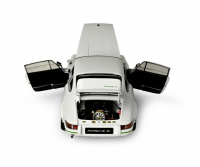 Porsche 911 RS 2.7 - Weiß / Grün - 1:8