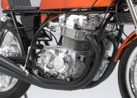 Honda CB750 Racing - Collectors Club Special / Masterwork Collection - Semi-Assembled Premium Model - 1/6