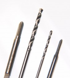 Screw tap set M2 and M3 with core-hole driller