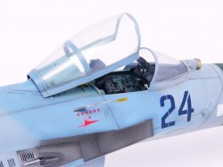 Sukhoi Su-27 Flanker B - 1:32
