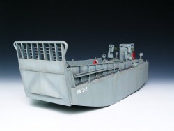 U.S. Navy LCM3 Landing Craft - 1:35