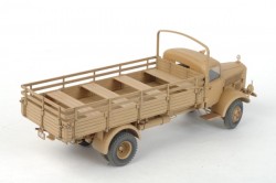German Heavy 4WD Cargo Truck L4500 A - 1/35