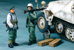 Sd.Kfz. 251/1 Ausf. D Mtl. SPW. - 1:48