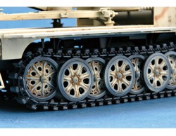 Sd.Kfz. 7/2 3,7 cm FlaK 37 auf SF mit Sd.Ah. 52 - Spät - 1:35