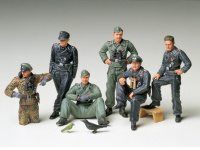 German Tank Crew at Rest - 1/35