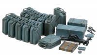 German Wehrmacht Jerry Can Set - Early Type w/ accessories - 1/35