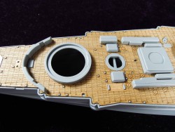 Holzdeck für 1:350 Russisches Schlachtschiff Sevastopol - Zvezda 9040 - 1:350