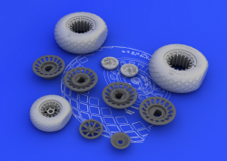 B-25 J Wheels for HK Models B-25 - 1/32