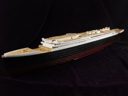 Wooden Deck for 1/400 RMS Titanic - Academy 14215