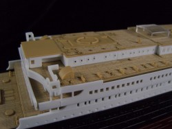 Wooden Deck for 1/400 RMS Titanic - Academy 14215