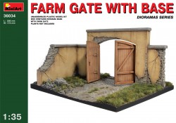 Farm Gate with Base - 1/35