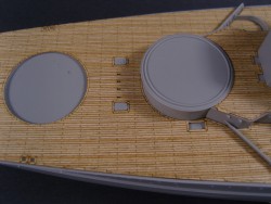 Holzdeck für 1:350 DKM Scharnhorst - Dragon 1040
