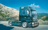 Mercedes-Benz Actros - Black Edition - 1/24