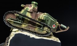 French FT-17 Light Tank (Riveted Turret) - 1/35