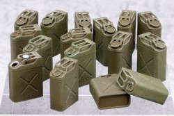 WWII US Jerrycan Set - Water & Gasoline - 1/35